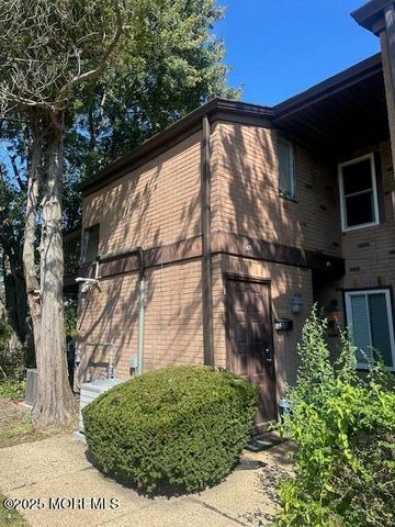 47 Newport Court, Brick, NJ 08724