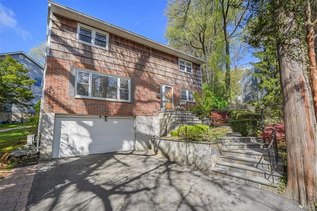 2 Rockledge Road, Bronxville, NY 10708