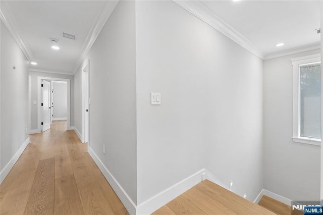 34 Merrifield Way, Cresskill, NJ 07626