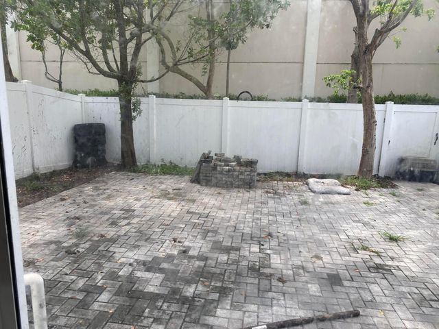 4407 NW 48th Terrace, Tamarac, FL 33319