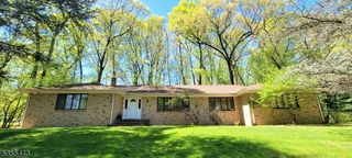 8 De Hart Rd, Parsippany-troy Hills Twp., NJ 07054