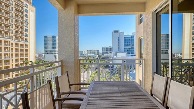 35 WATERGATE DRIVE 806, Sarasota, FL 34236