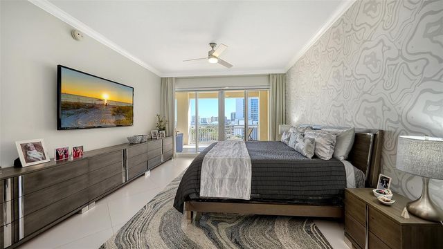 35 WATERGATE DRIVE 806, Sarasota, FL 34236