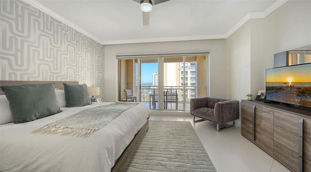 35 WATERGATE DRIVE 806, Sarasota, FL 34236