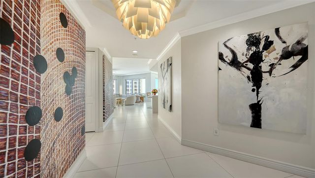 35 WATERGATE DRIVE 806, Sarasota, FL 34236