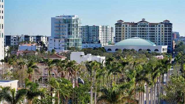 35 WATERGATE DRIVE 806, Sarasota, FL 34236
