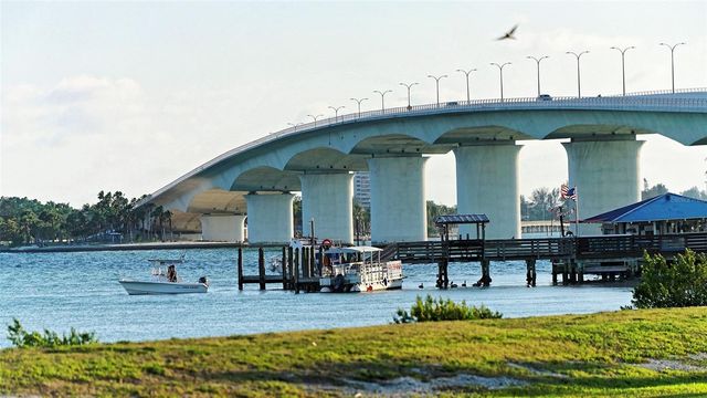 35 WATERGATE DRIVE 806, Sarasota, FL 34236