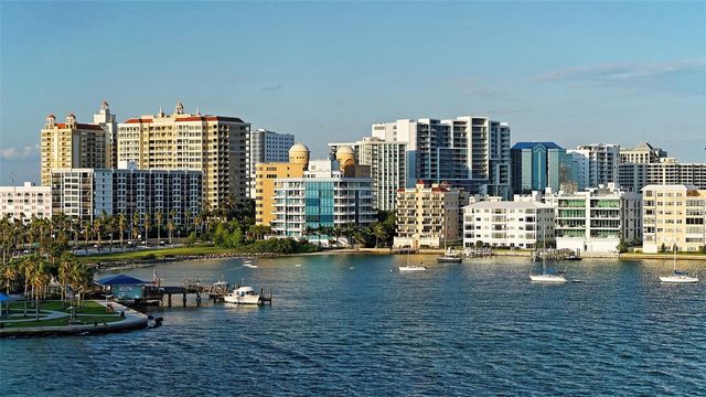 35 WATERGATE DRIVE 806, Sarasota, FL 34236