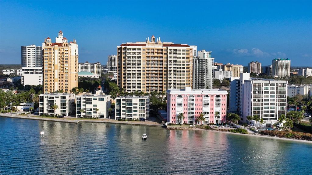 35 WATERGATE DRIVE 806, Sarasota, FL 34236