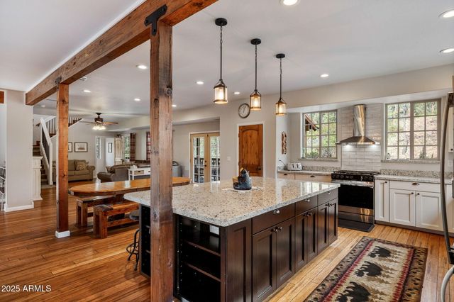 2020 S PLEASANT VIEW Drive, Show Low, AZ 85901