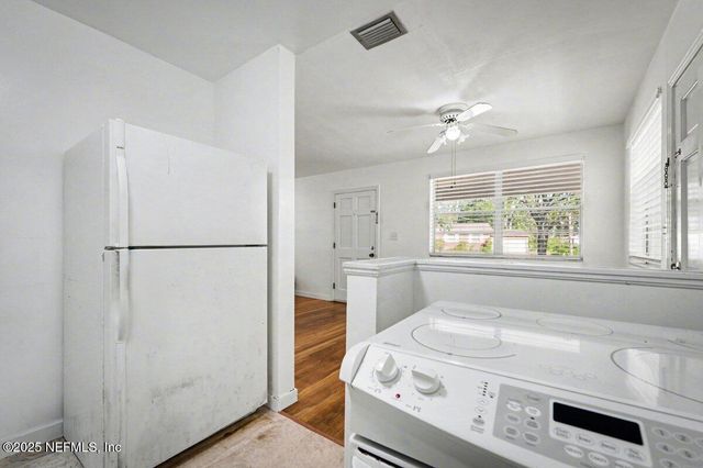 5240 ROYCE Avenue, Jacksonville, FL 32205