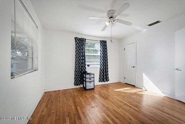 5240 ROYCE Avenue, Jacksonville, FL 32205