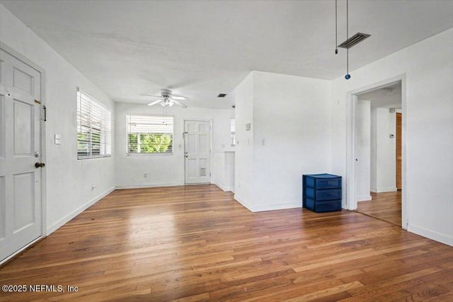 5240 ROYCE Avenue, Jacksonville, FL 32205