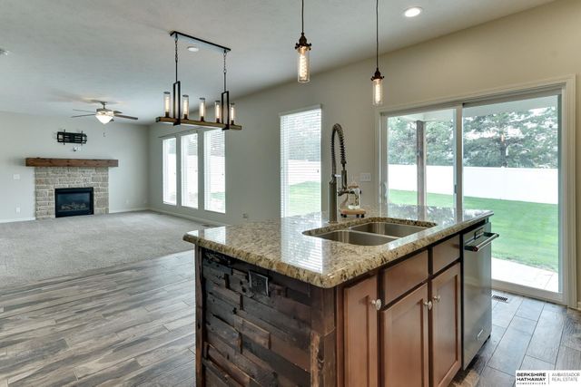 18337 Polk Street, Omaha, NE 68135