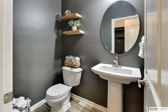 18337 Polk Street, Omaha, NE 68135