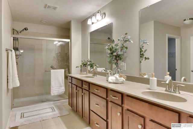 18337 Polk Street, Omaha, NE 68135