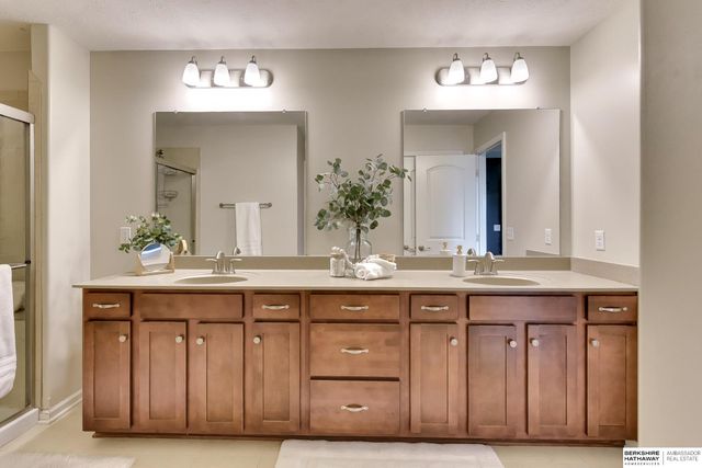 18337 Polk Street, Omaha, NE 68135