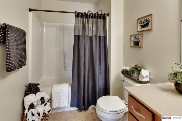 18337 Polk Street, Omaha, NE 68135