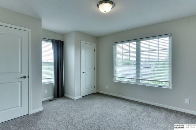 18337 Polk Street, Omaha, NE 68135