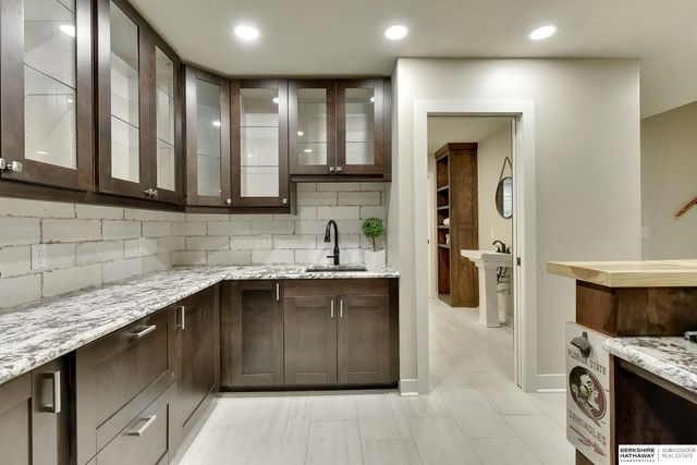 18337 Polk Street, Omaha, NE 68135