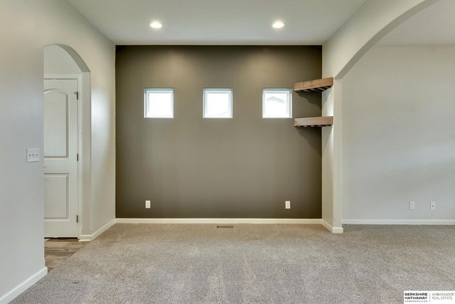 18337 Polk Street, Omaha, NE 68135