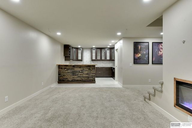 18337 Polk Street, Omaha, NE 68135