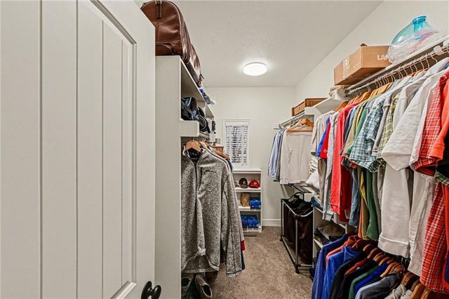 8554 Barstow Street, Lenexa, KS 66219