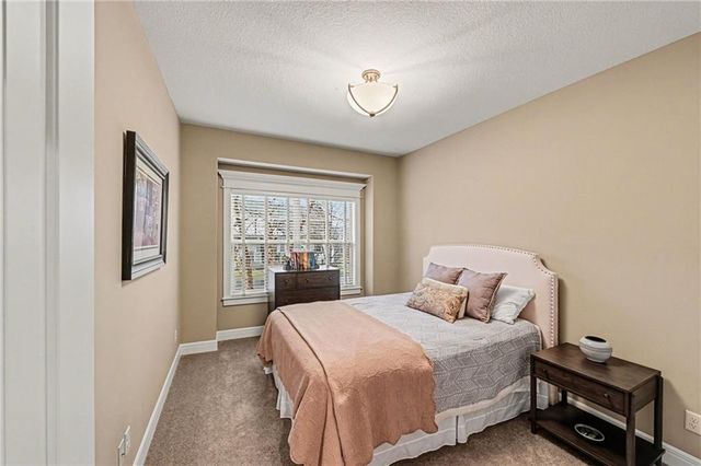 8554 Barstow Street, Lenexa, KS 66219