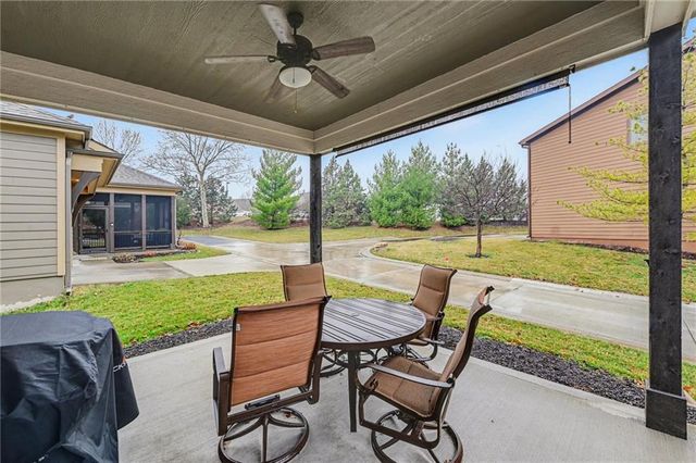 8554 Barstow Street, Lenexa, KS 66219