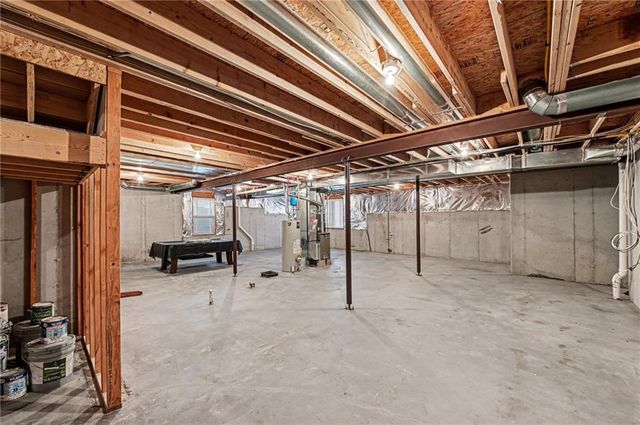 8554 Barstow Street, Lenexa, KS 66219