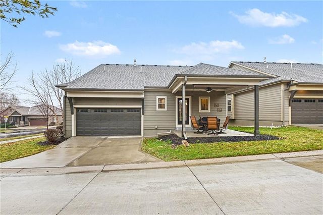 8554 Barstow Street, Lenexa, KS 66219