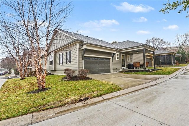 8554 Barstow Street, Lenexa, KS 66219