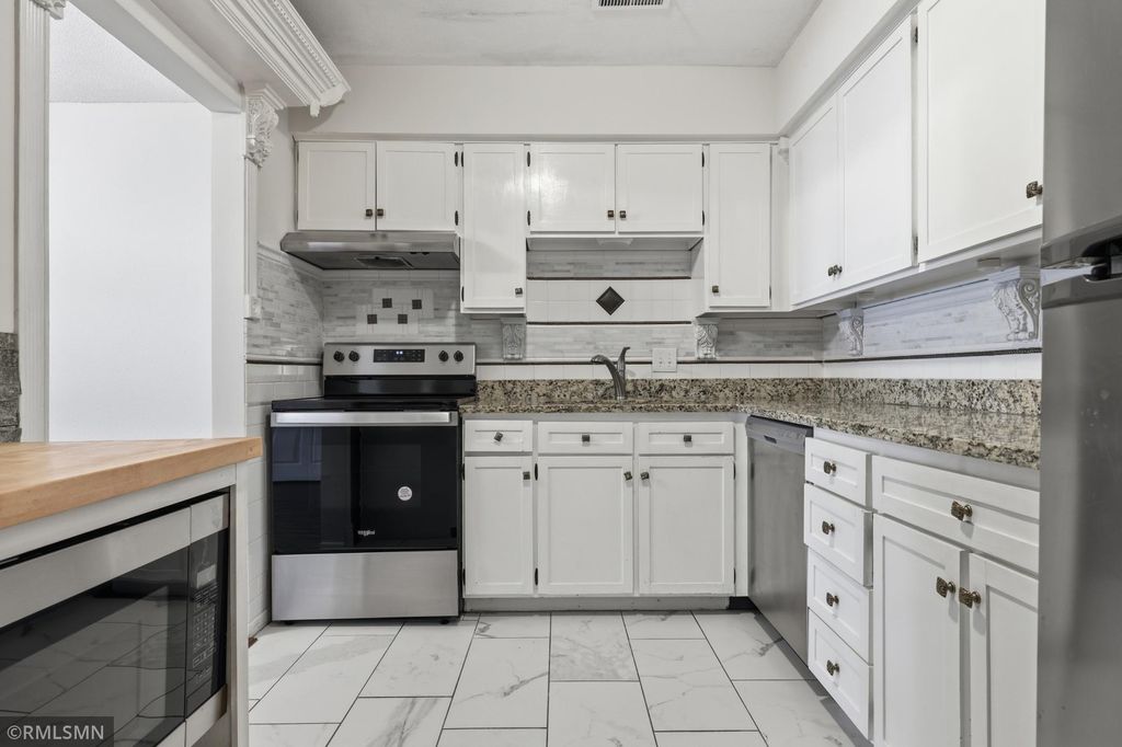 7211 W Franklin Avenue, Saint Louis Park, MN 55426 — photo 3