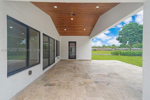 11901 SW 45th St, Miami, FL 33175