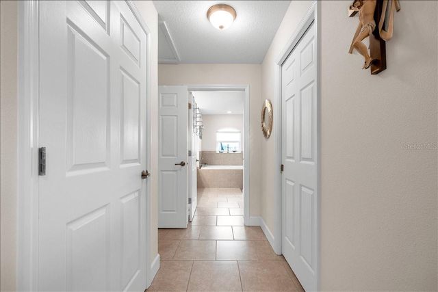 519 W CASHEW, Punta Gorda, FL 33955