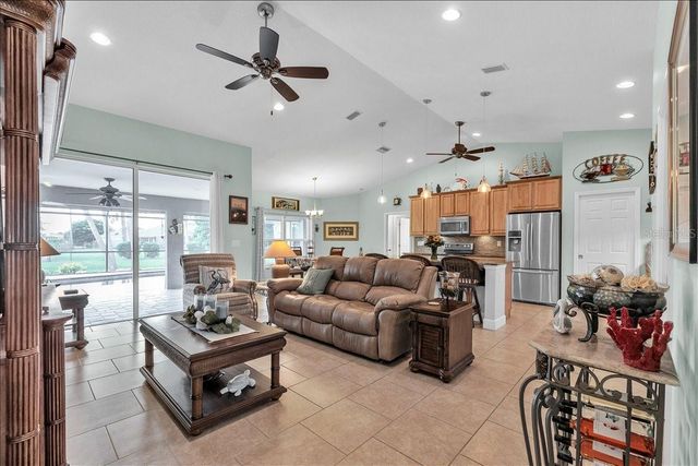 519 W CASHEW, Punta Gorda, FL 33955