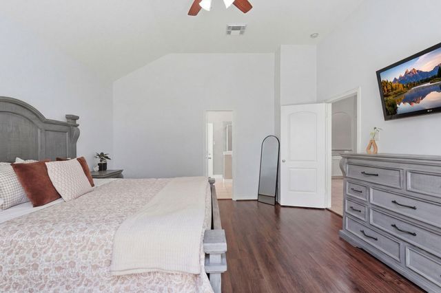 8032 N Tarrytown Crossing Drive, Conroe, TX 77304