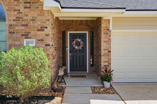 8032 N Tarrytown Crossing Drive, Conroe, TX 77304