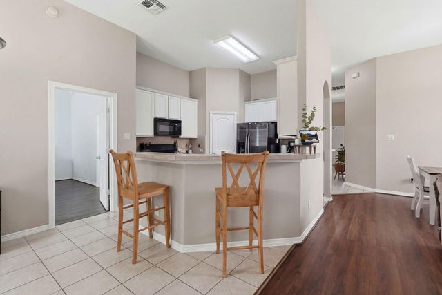 8032 N Tarrytown Crossing Drive, Conroe, TX 77304