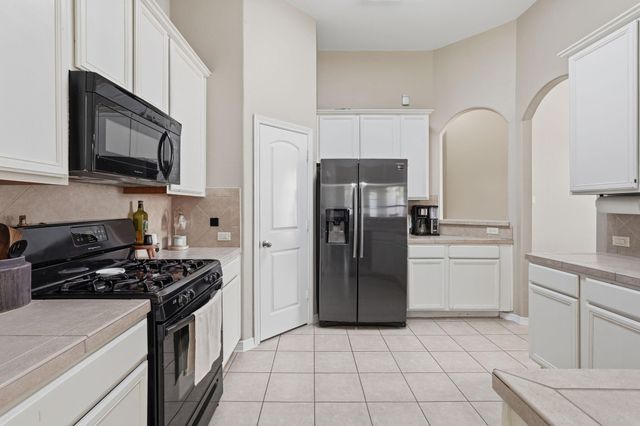 8032 N Tarrytown Crossing Drive, Conroe, TX 77304