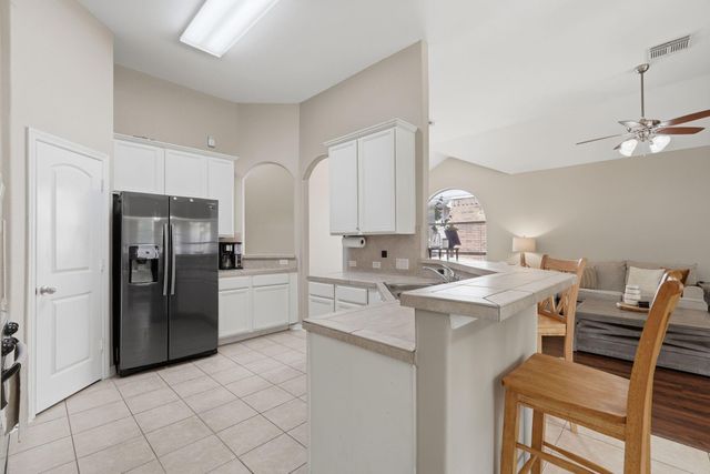 8032 N Tarrytown Crossing Drive, Conroe, TX 77304