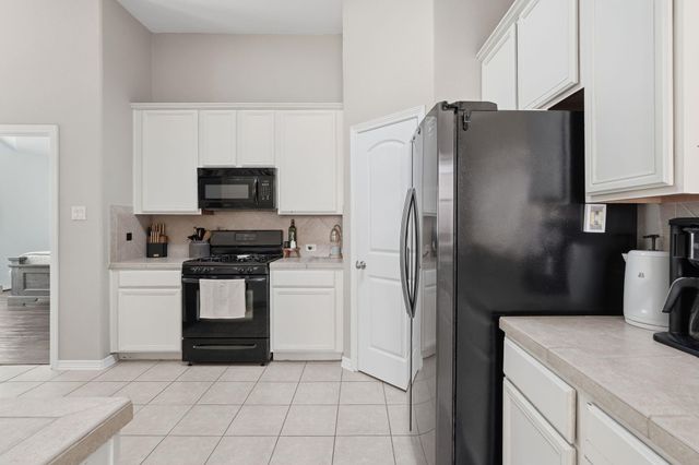 8032 N Tarrytown Crossing Drive, Conroe, TX 77304