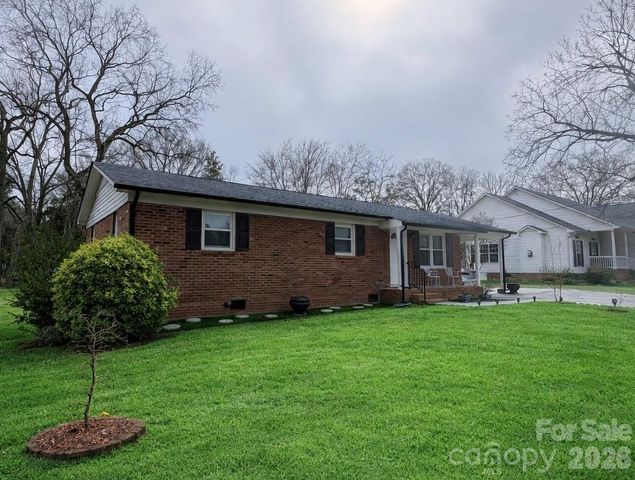 324 Autumn Drive, Harrisburg, NC 28075