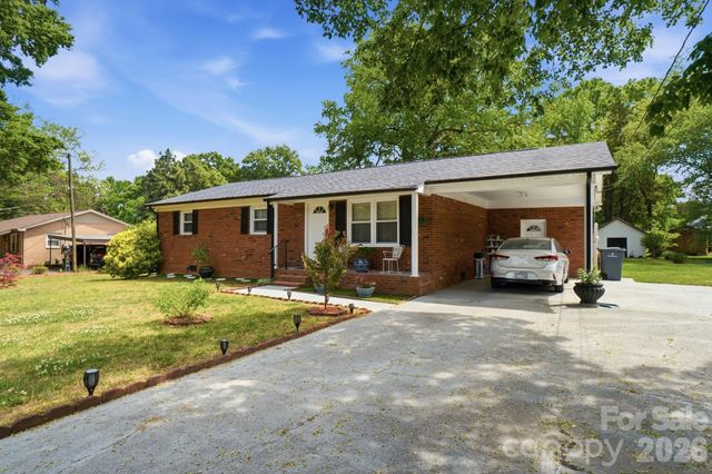 324 Autumn Drive, Harrisburg, NC 28075
