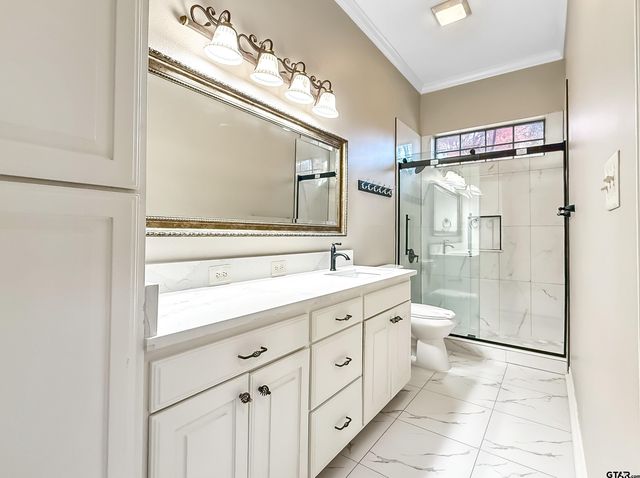 2138 Evansburg Ln, Tyler, TX 75703