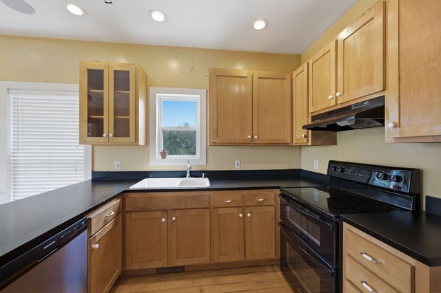 1255 Moss Branch Rd, Bon Aqua, TN 37025