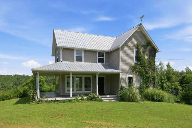 1255 Moss Branch Rd, Bon Aqua, TN 37025