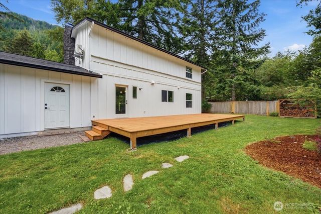 17316 424th Avenue SE, North Bend, WA 98045
