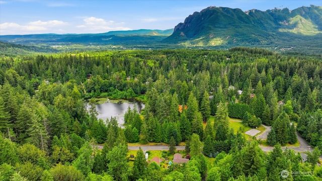 17316 424th Avenue SE, North Bend, WA 98045