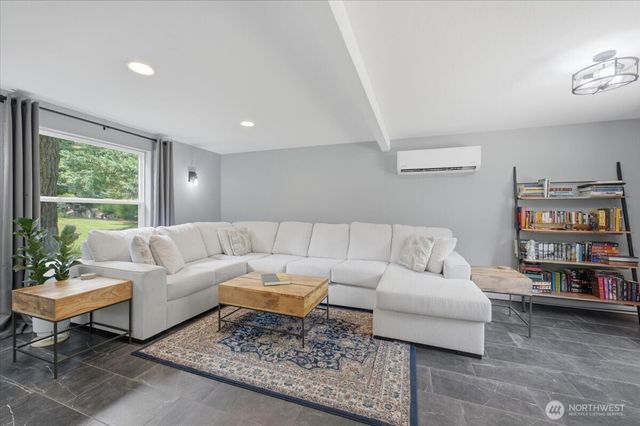 17316 424th Avenue SE, North Bend, WA 98045